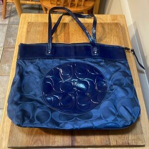Coach Laura signature tote bag